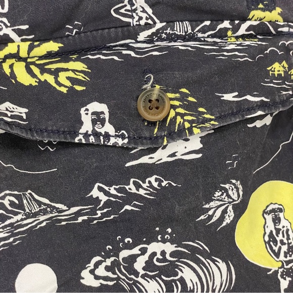 AMERICAN EAGLE OUTFITTERS - SALE! Mens Size 42, Hawaiian, Flat Front Shorts - Picture 7 of 11